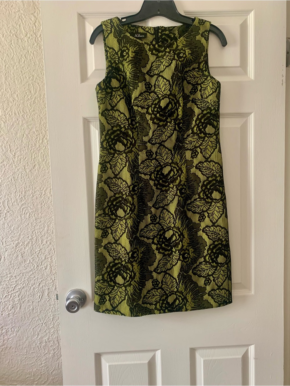 AGB Green and Black Floral Midi Dress